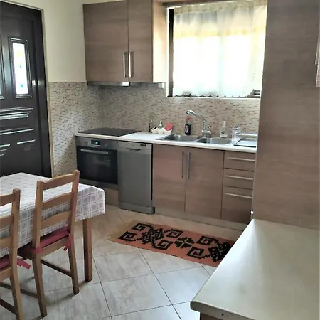 Spacious Stone House In Dorio, Messinia Prázdninový dům Káto Soulimá