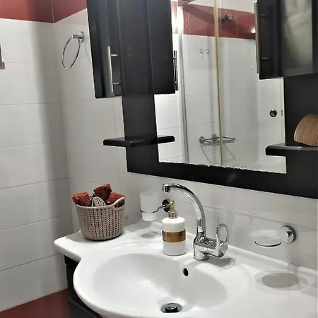 بيت للعطل Spacious Stone House In Dorio, Messinia